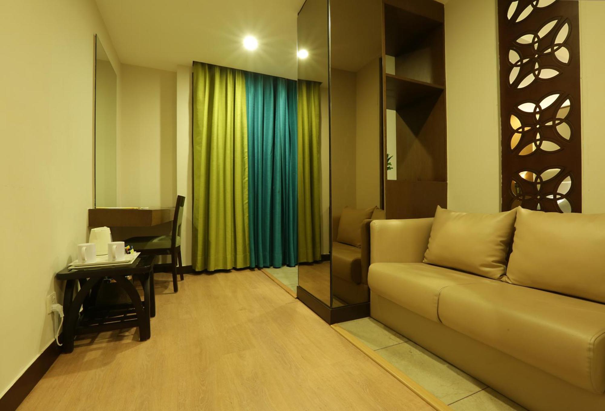 Hotel East End Mahipalpur Delhi Airport New Delhi Exterior photo