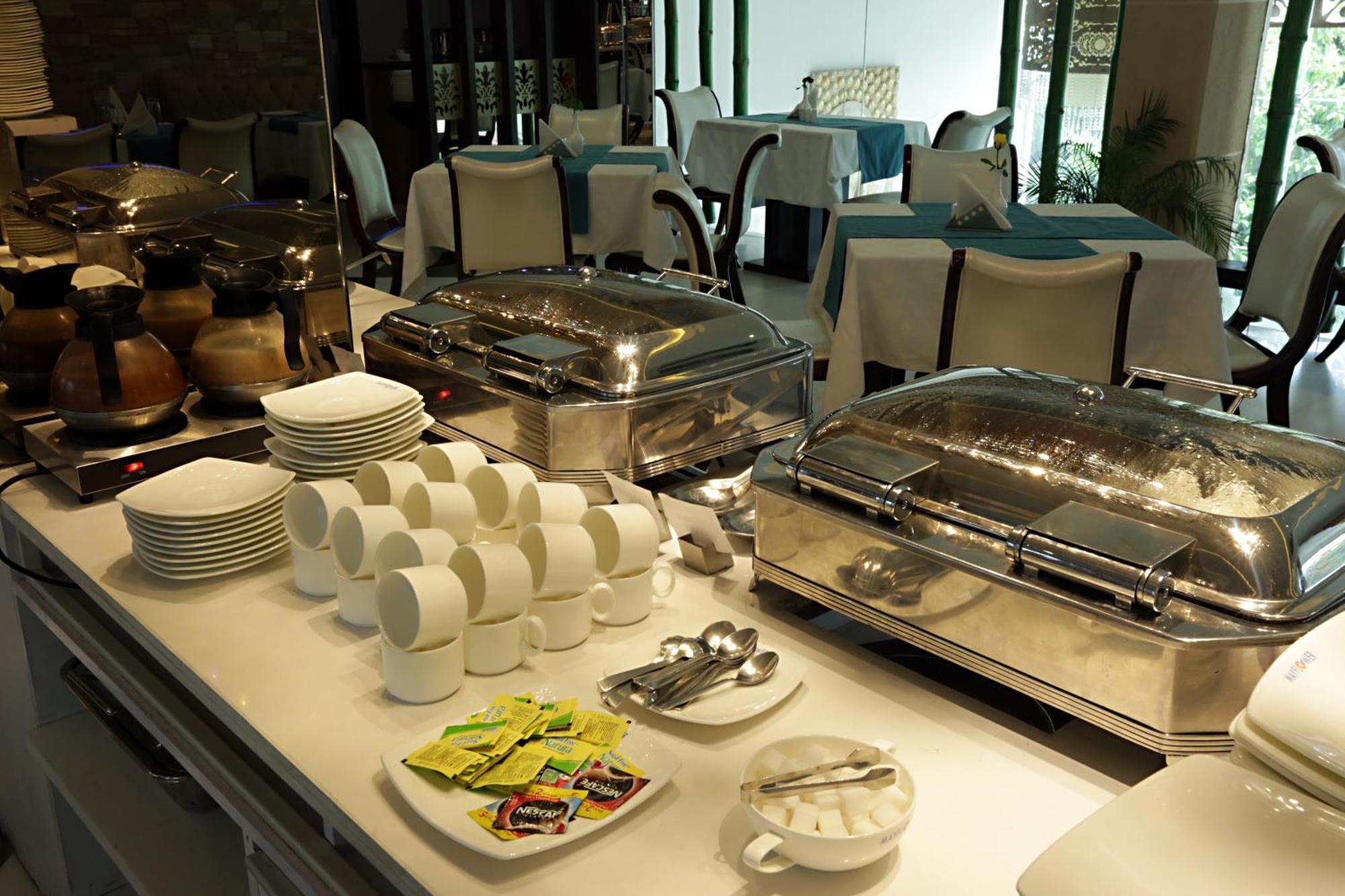 Hotel East End Mahipalpur Delhi Airport New Delhi Exterior photo