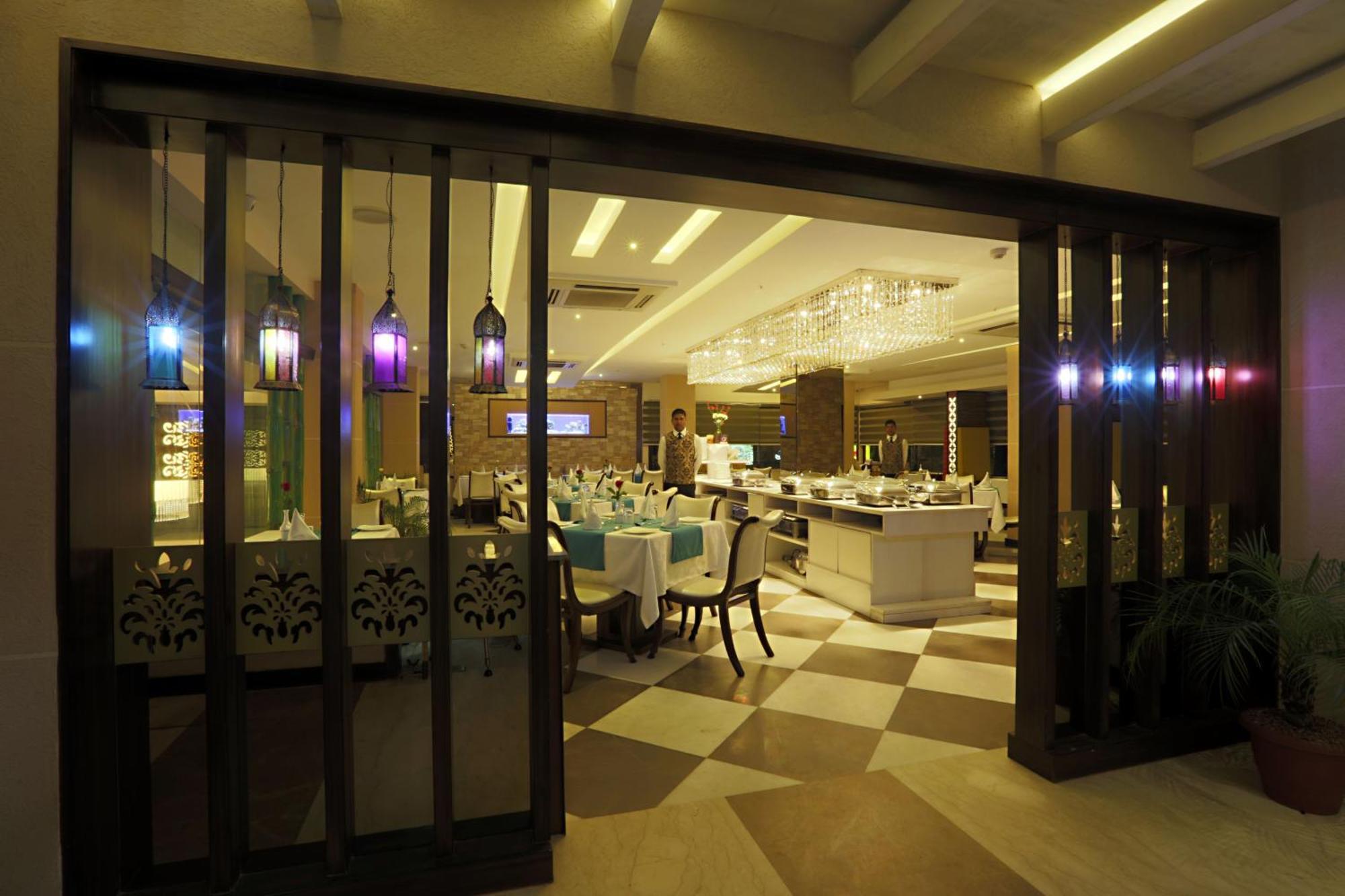 Hotel East End Mahipalpur Delhi Airport New Delhi Exterior photo